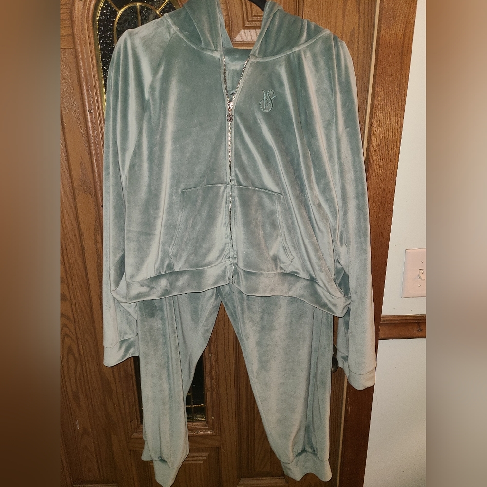 Victoria's Secret PINK Velour Tracksuit Green Mint XL XXL Like New Never Worn.